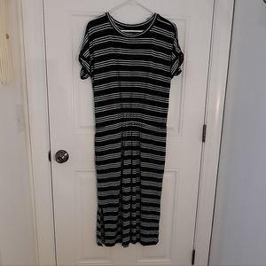 Banana Republic T-shirt-style Midi Dress with pockets PL